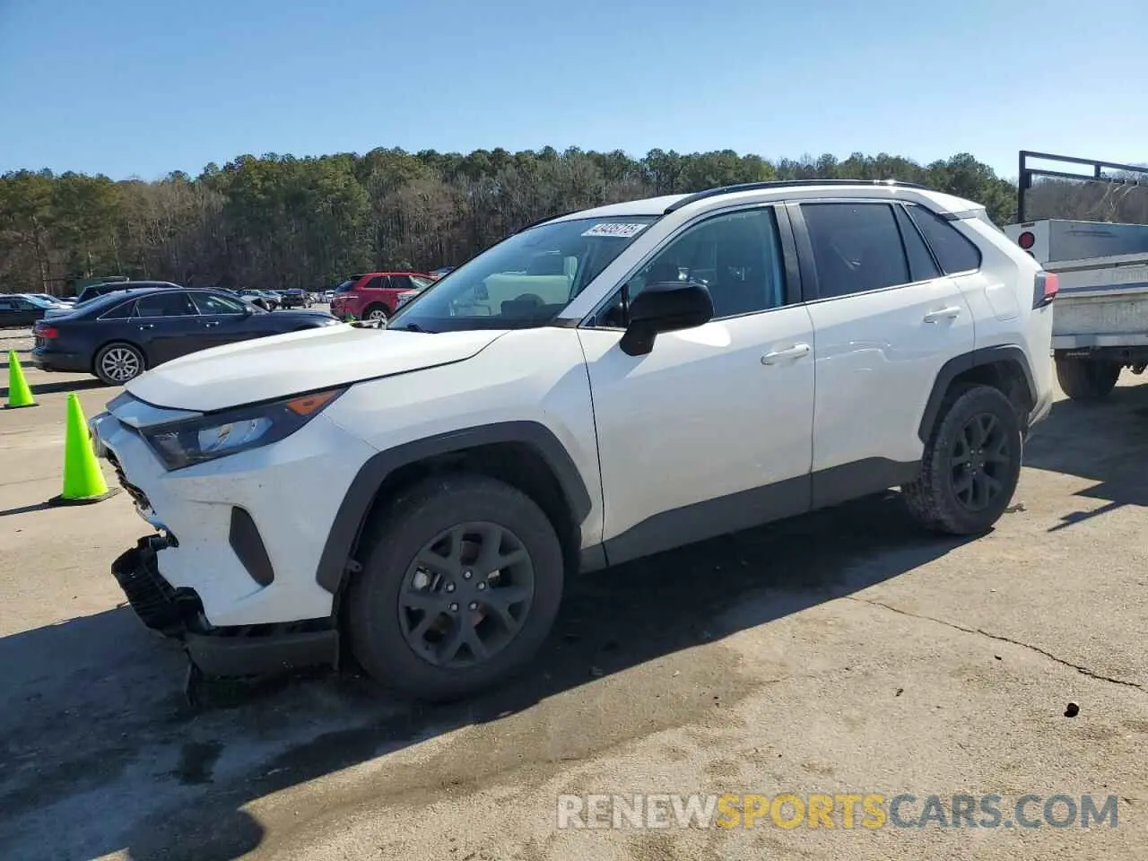 1 Photograph of a damaged car 2T3H1RFV6MC138197 TOYOTA RAV4 2021
