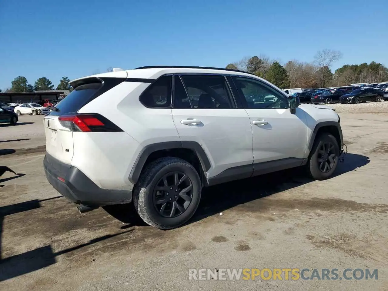 3 Photograph of a damaged car 2T3H1RFV6MC138197 TOYOTA RAV4 2021