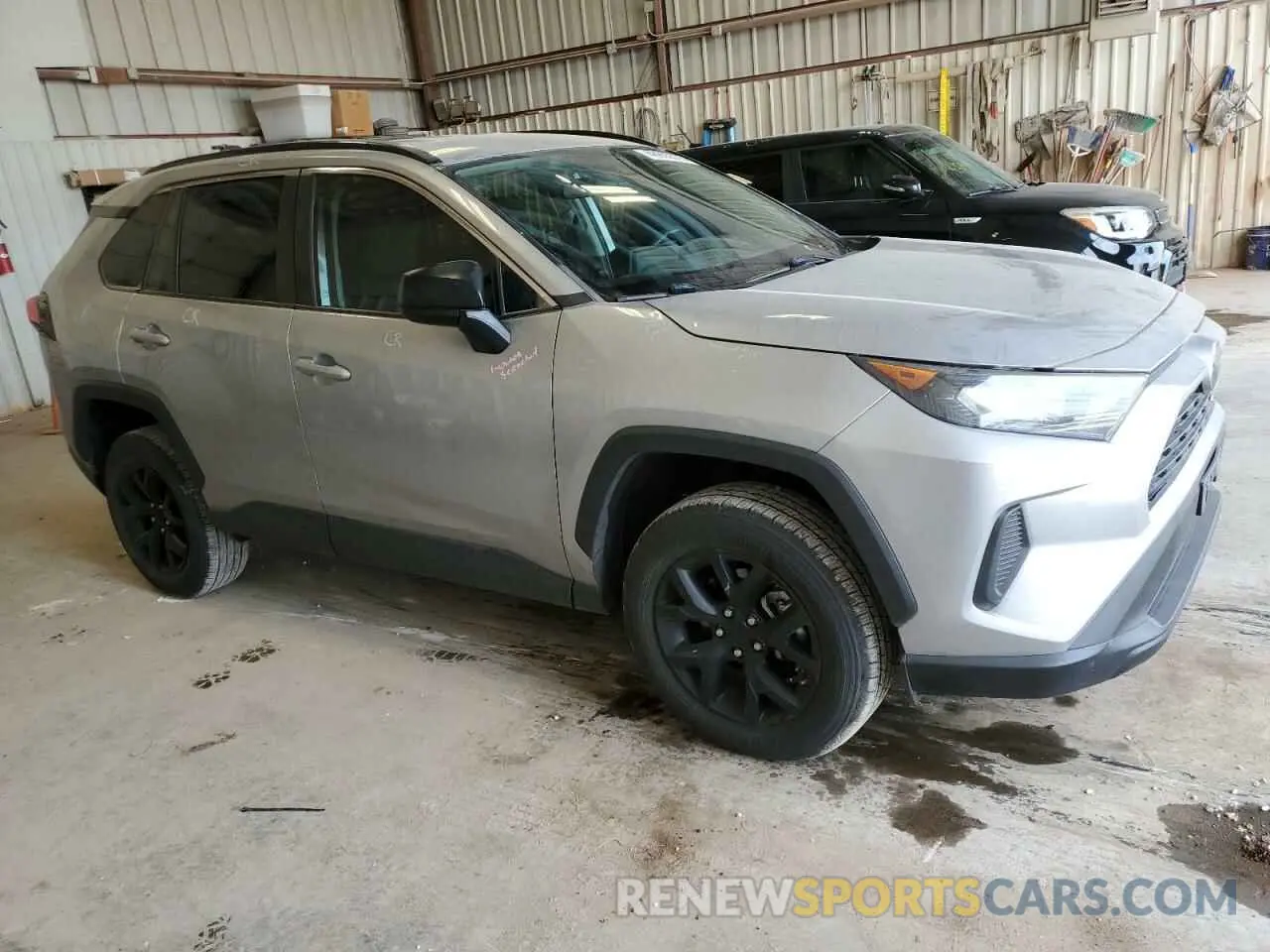 4 Photograph of a damaged car 2T3H1RFV6MC139057 TOYOTA RAV4 2021