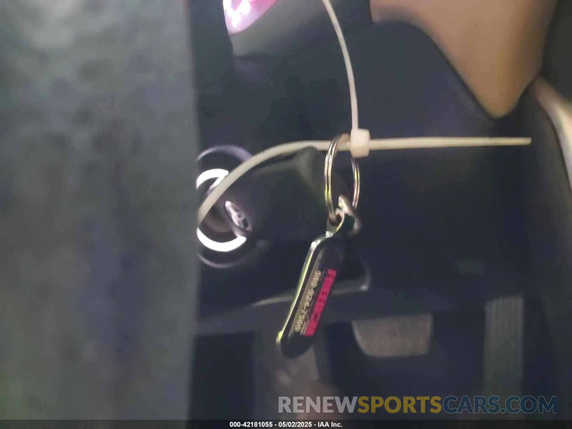 11 Photograph of a damaged car 2T3H1RFV6MC144310 TOYOTA RAV4 2021