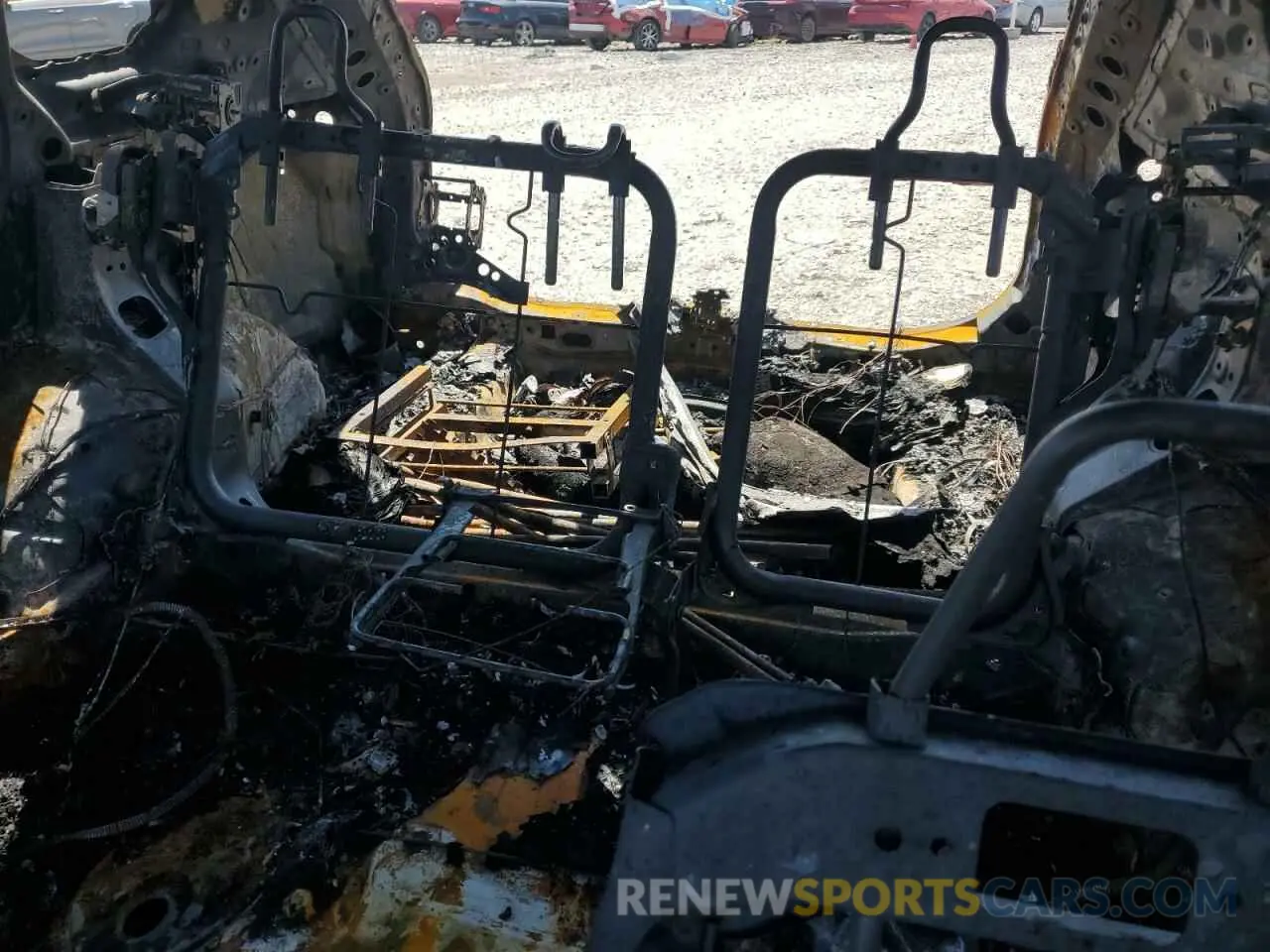 10 Photograph of a damaged car 2T3H1RFV6MW142099 TOYOTA RAV4 2021