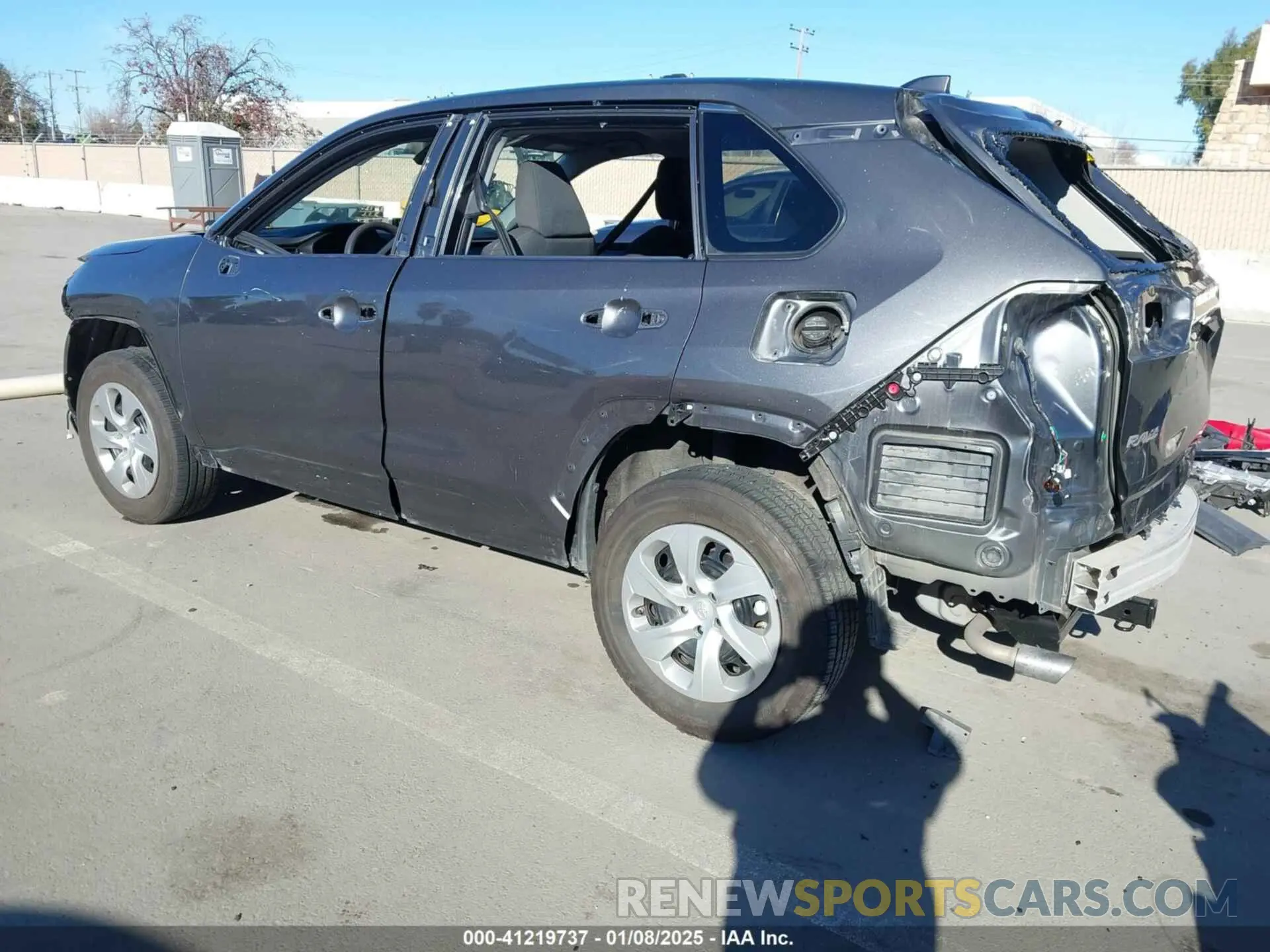 3 Photograph of a damaged car 2T3H1RFV6MW149621 TOYOTA RAV4 2021
