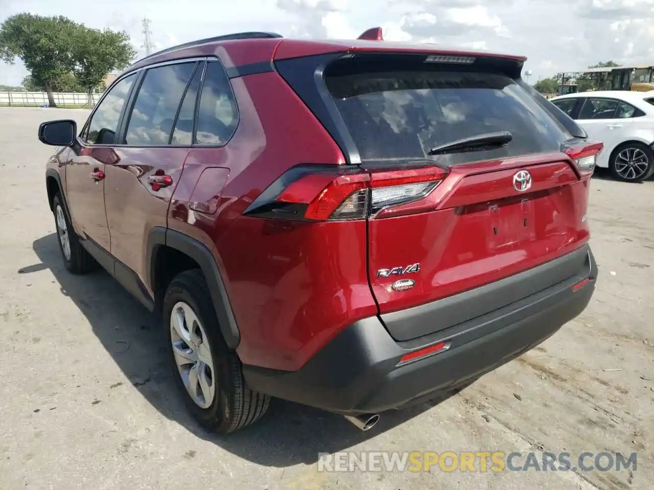 3 Photograph of a damaged car 2T3H1RFV6MW175684 TOYOTA RAV4 2021