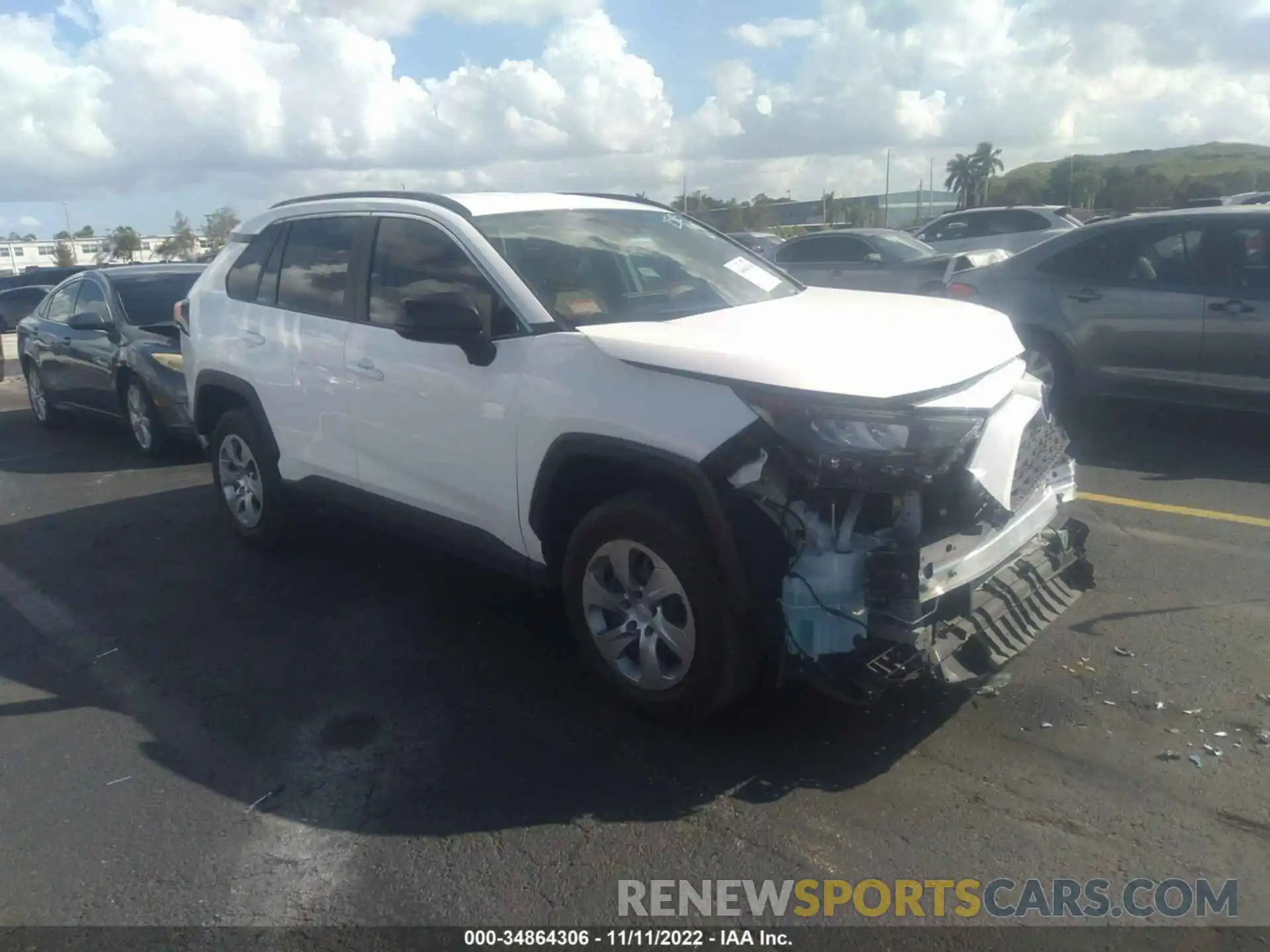 1 Photograph of a damaged car 2T3H1RFV6MW182523 TOYOTA RAV4 2021