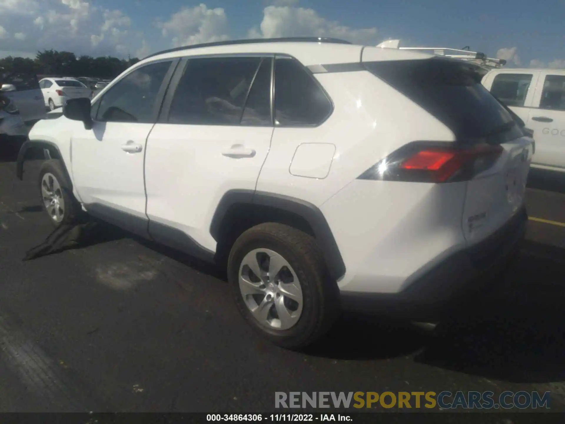 3 Photograph of a damaged car 2T3H1RFV6MW182523 TOYOTA RAV4 2021