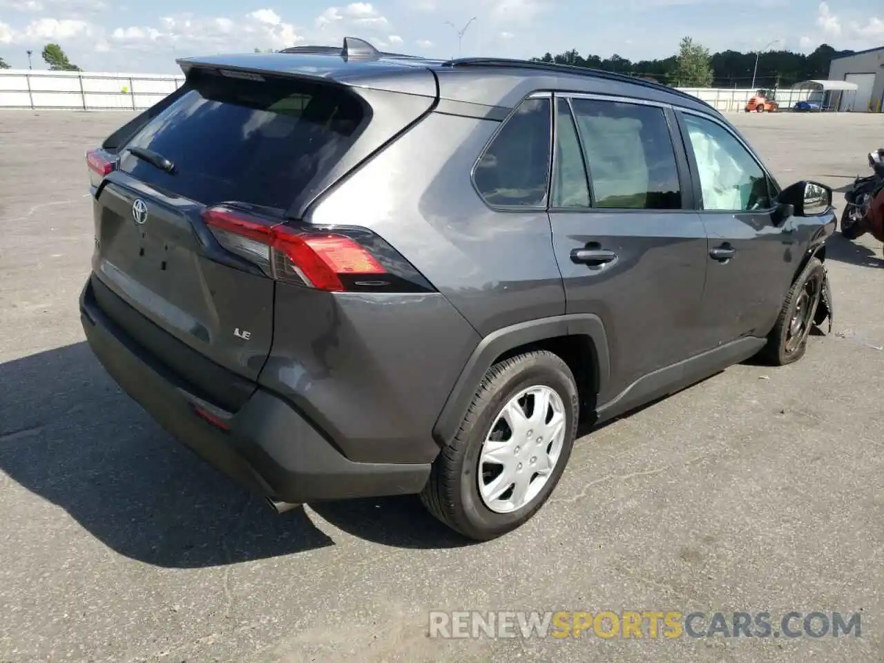 4 Photograph of a damaged car 2T3H1RFV7MC093545 TOYOTA RAV4 2021