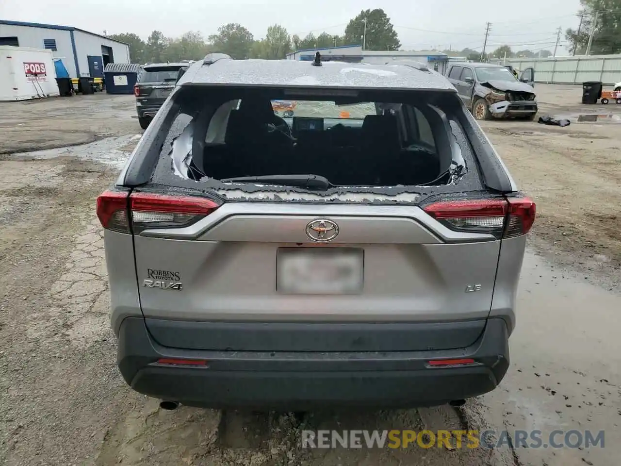 6 Photograph of a damaged car 2T3H1RFV7MC094761 TOYOTA RAV4 2021