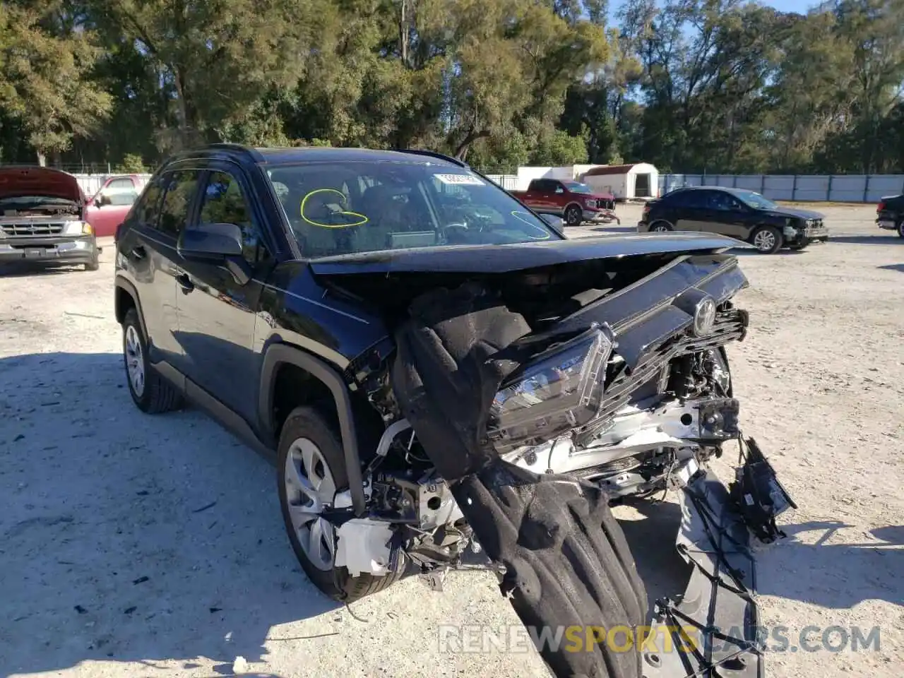 1 Photograph of a damaged car 2T3H1RFV7MC101532 TOYOTA RAV4 2021