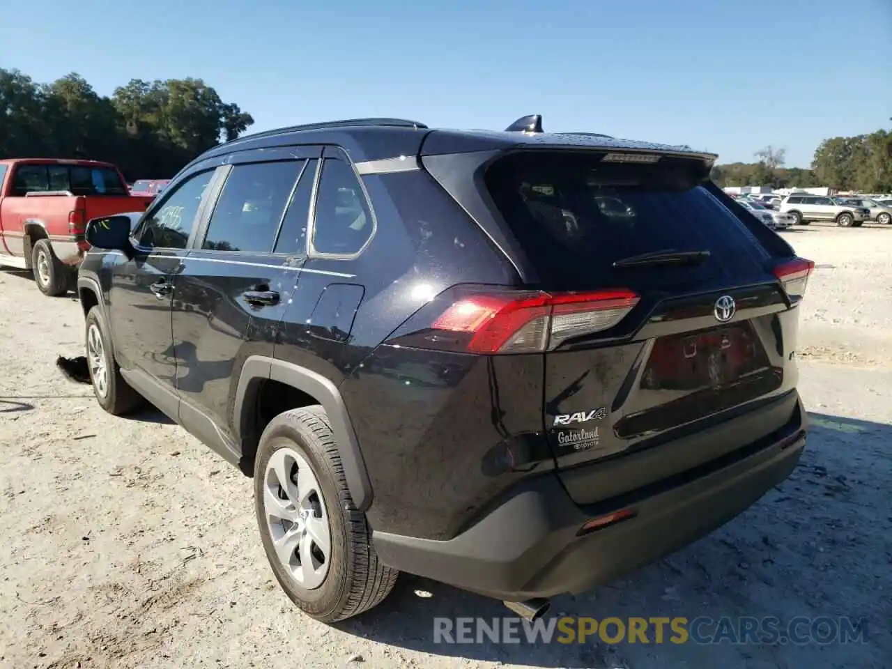 3 Photograph of a damaged car 2T3H1RFV7MC101532 TOYOTA RAV4 2021