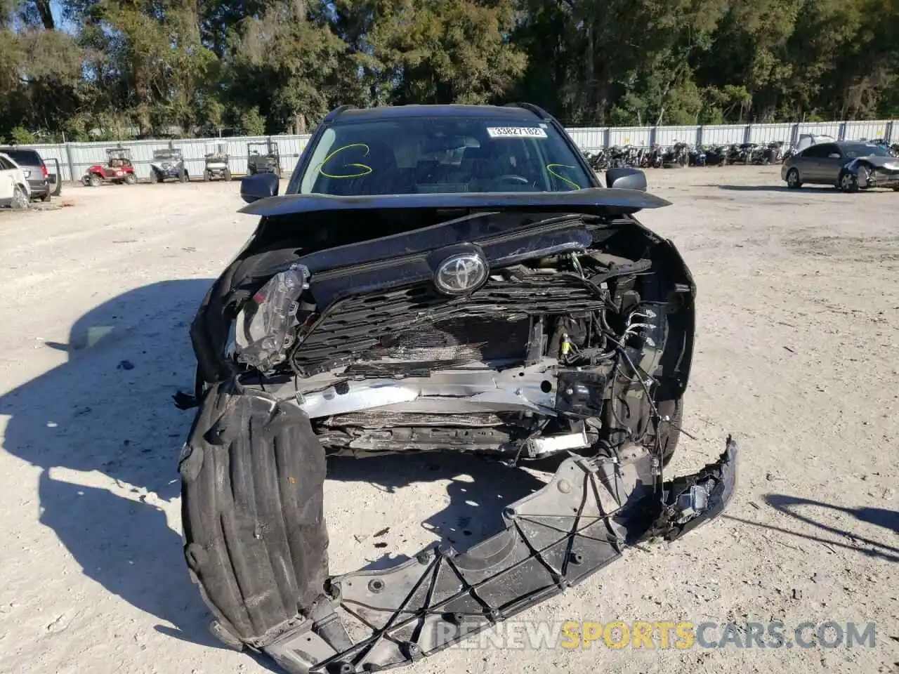 9 Photograph of a damaged car 2T3H1RFV7MC101532 TOYOTA RAV4 2021