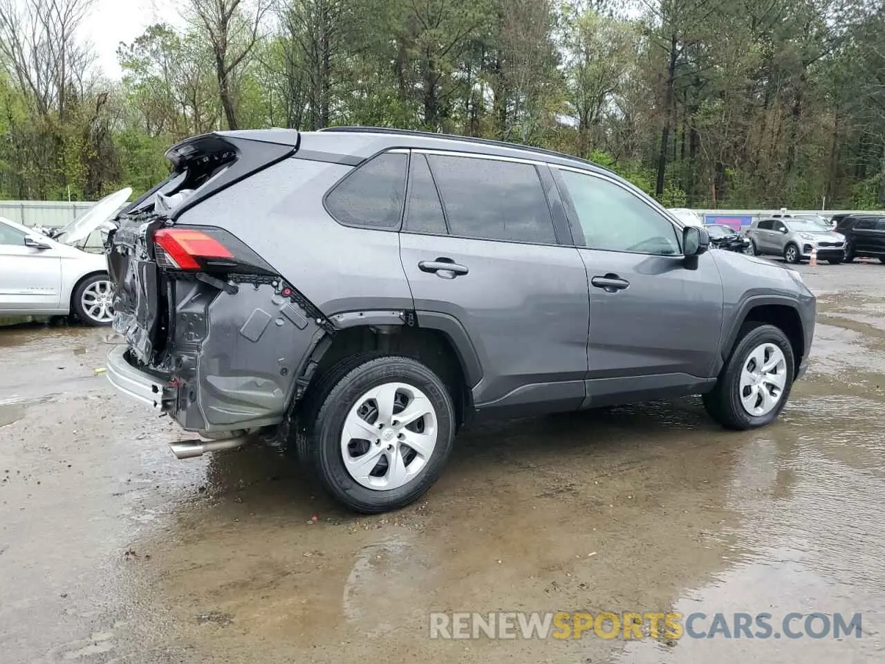 3 Photograph of a damaged car 2T3H1RFV7MC109615 TOYOTA RAV4 2021