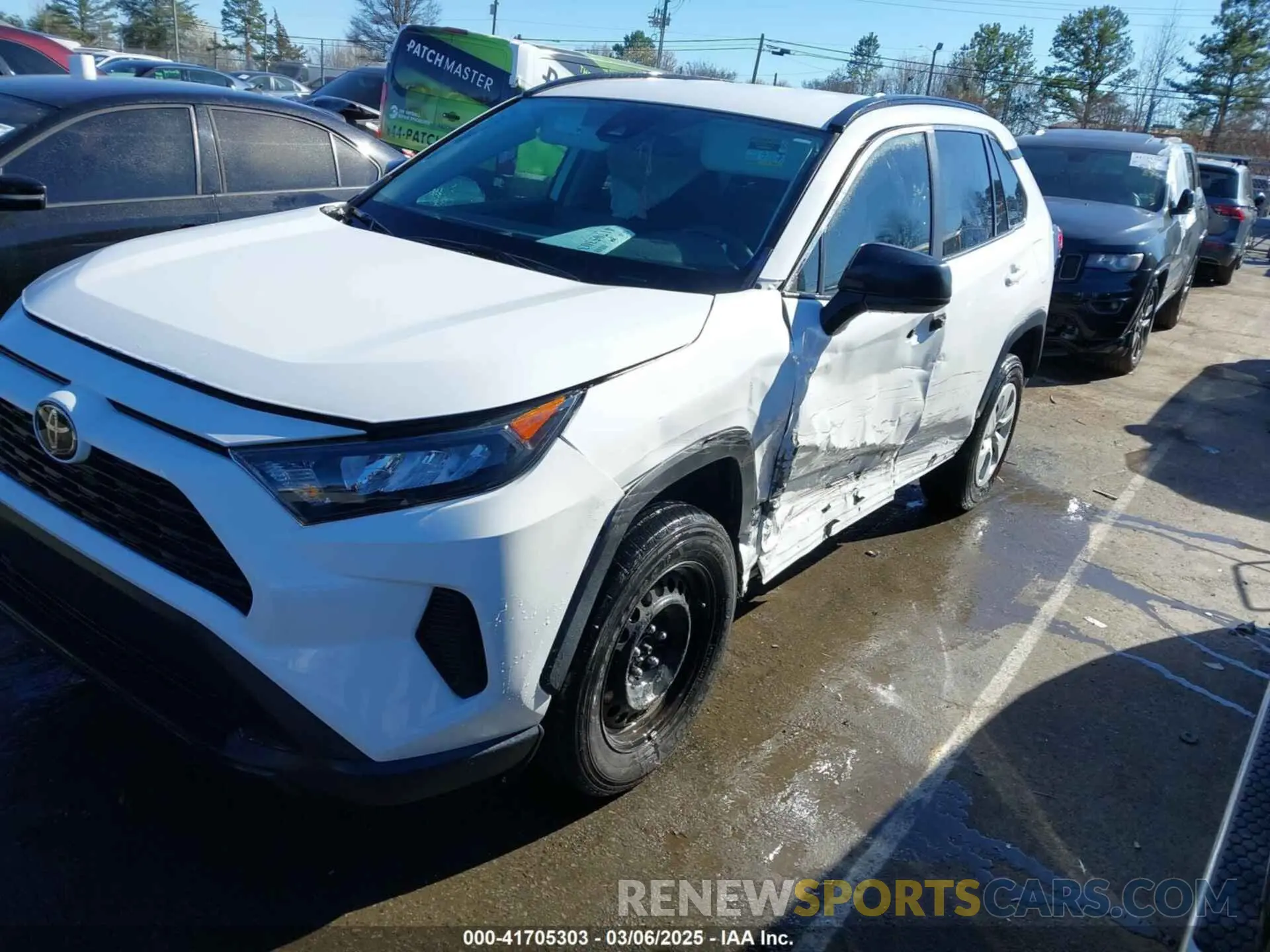 2 Photograph of a damaged car 2T3H1RFV7MC121831 TOYOTA RAV4 2021