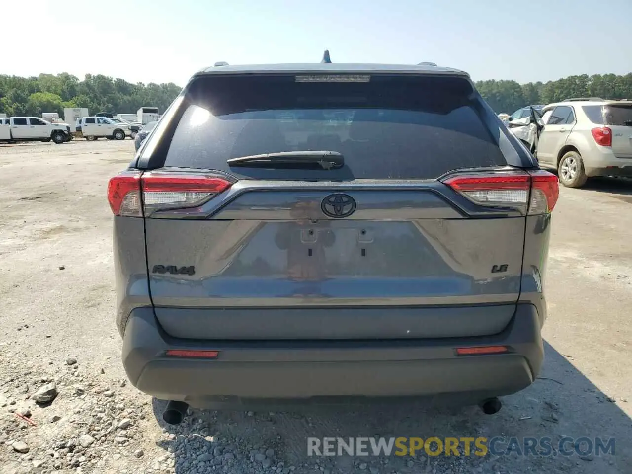 6 Photograph of a damaged car 2T3H1RFV7MC141822 TOYOTA RAV4 2021