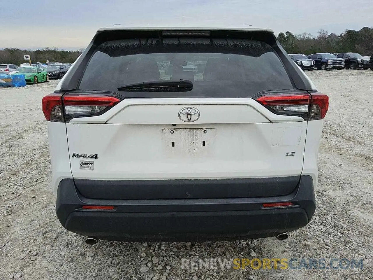 6 Photograph of a damaged car 2T3H1RFV7MC151394 TOYOTA RAV4 2021