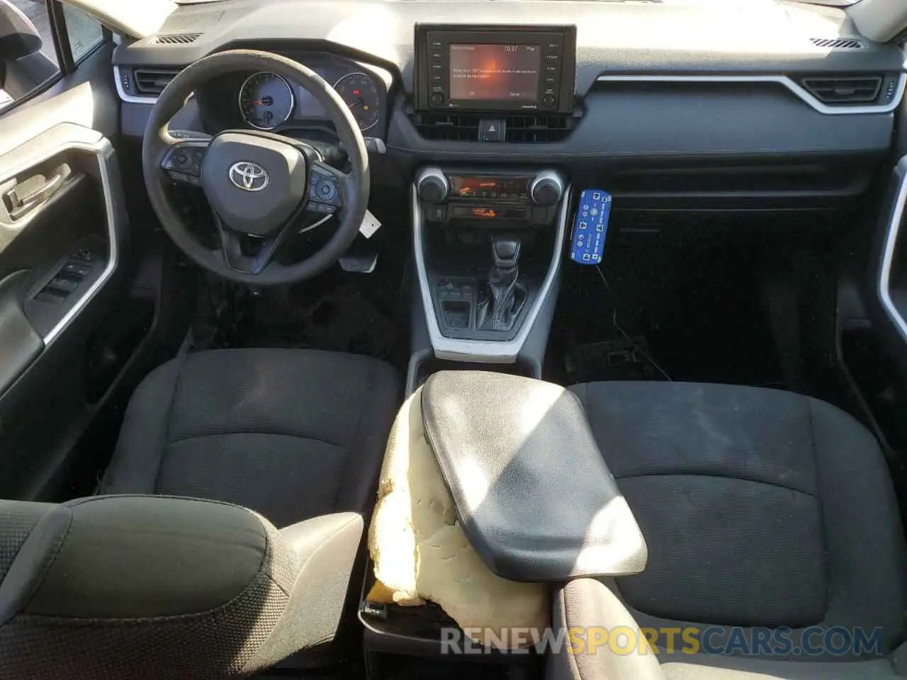 8 Photograph of a damaged car 2T3H1RFV7MC151394 TOYOTA RAV4 2021