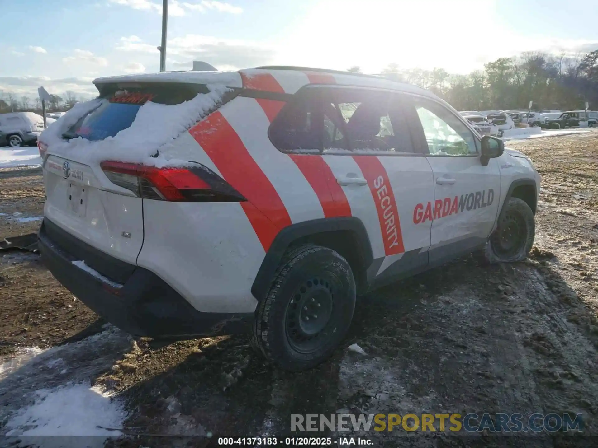 4 Photograph of a damaged car 2T3H1RFV7MC163545 TOYOTA RAV4 2021