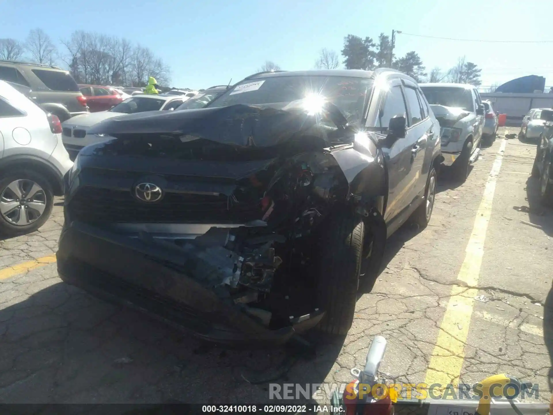 2 Photograph of a damaged car 2T3H1RFV7MC164033 TOYOTA RAV4 2021