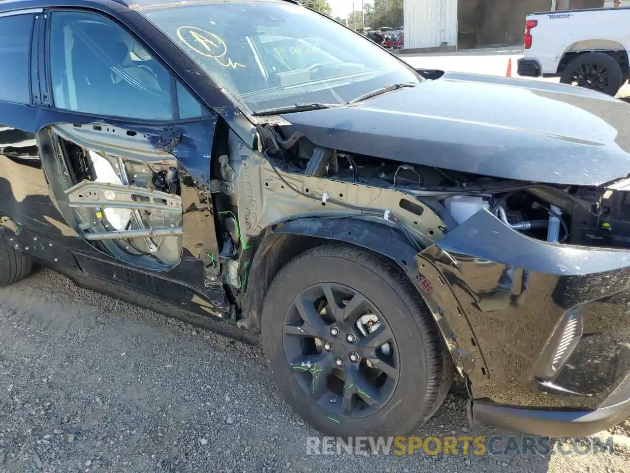 9 Photograph of a damaged car 2T3H1RFV7MC169085 TOYOTA RAV4 2021