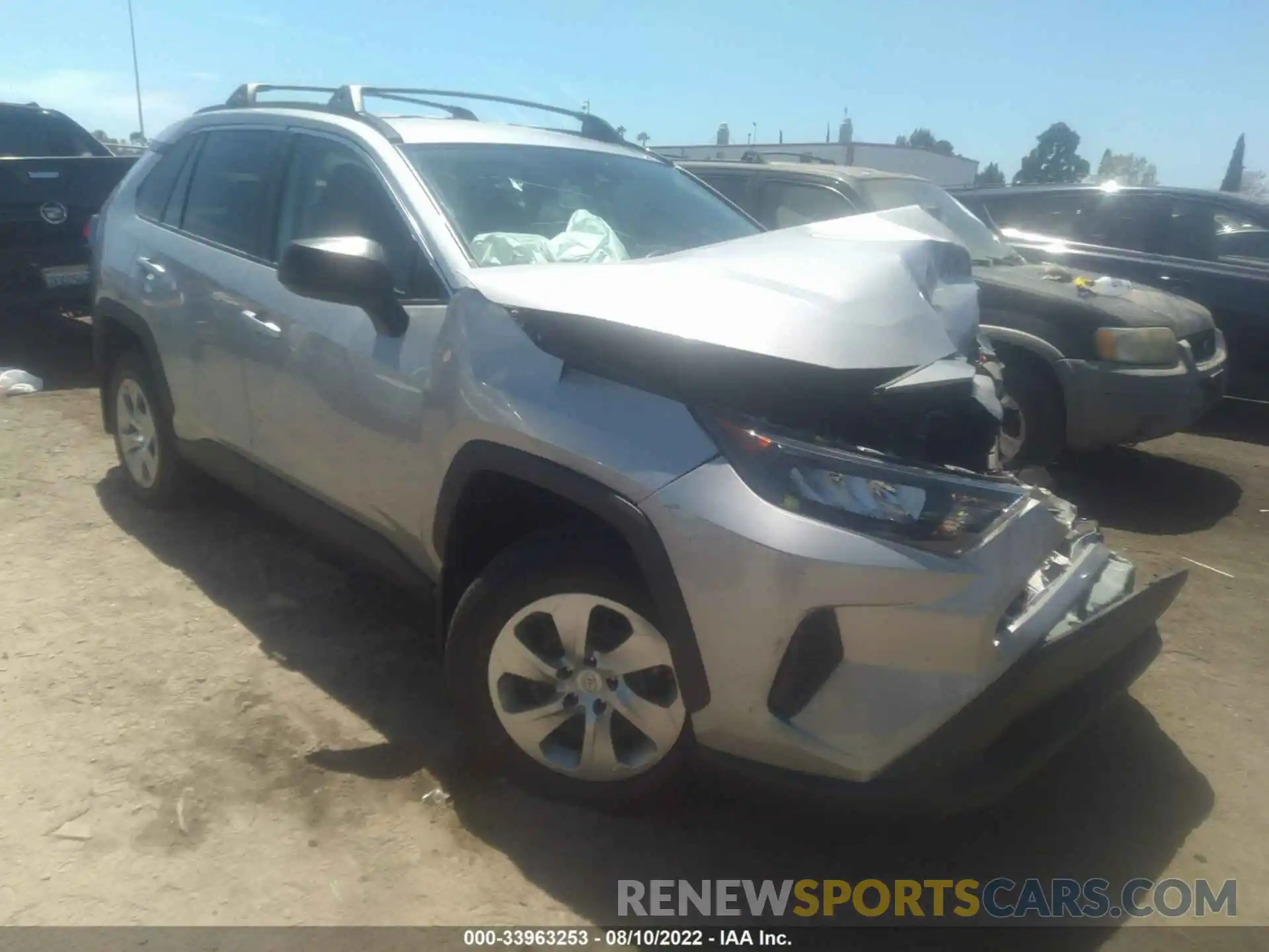 1 Photograph of a damaged car 2T3H1RFV7MW107605 TOYOTA RAV4 2021