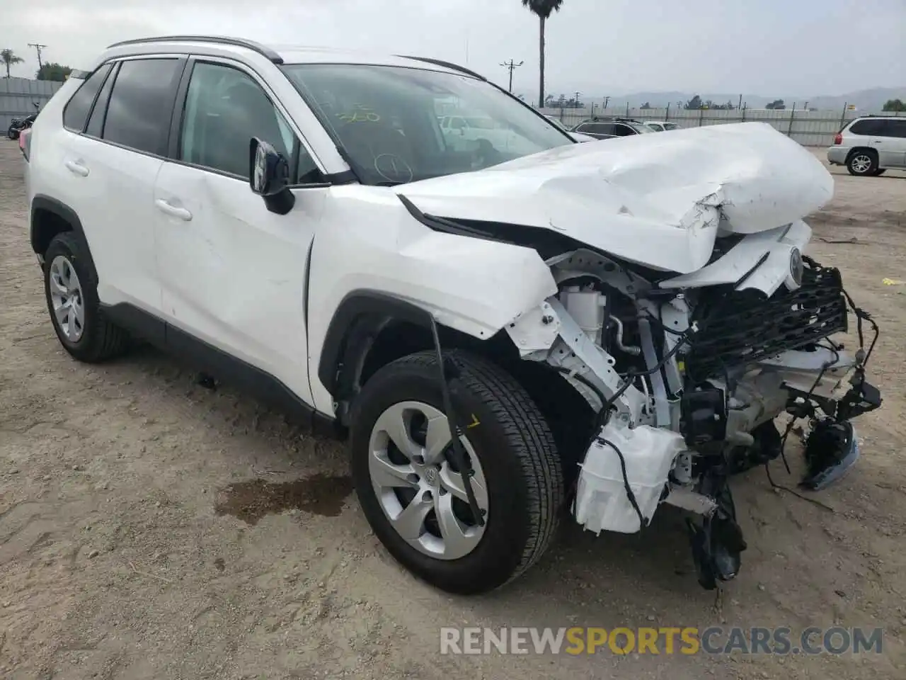 1 Photograph of a damaged car 2T3H1RFV7MW117311 TOYOTA RAV4 2021