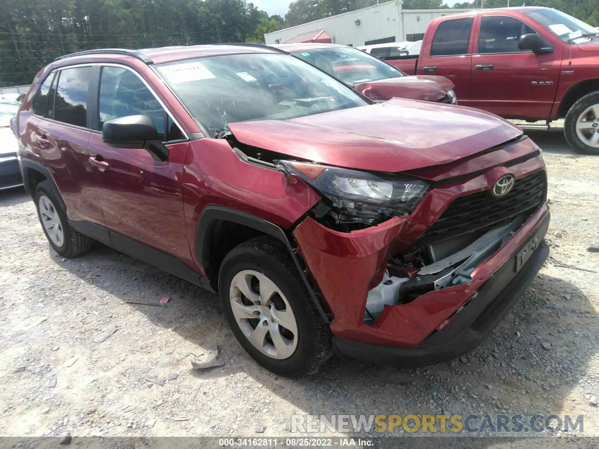 1 Photograph of a damaged car 2T3H1RFV7MW137235 TOYOTA RAV4 2021