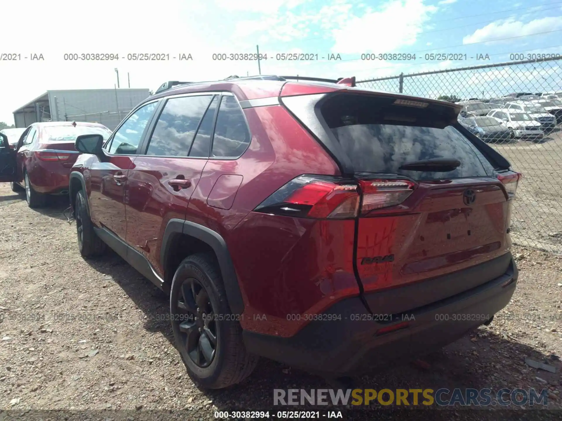 3 Photograph of a damaged car 2T3H1RFV7MW140927 TOYOTA RAV4 2021