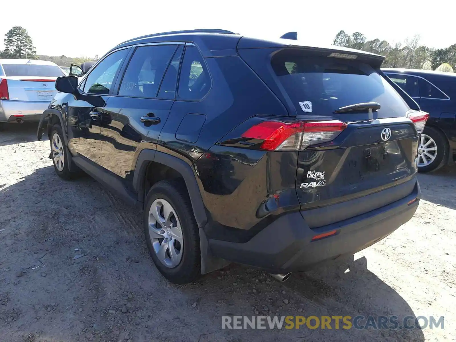 3 Photograph of a damaged car 2T3H1RFV8MC094154 TOYOTA RAV4 2021