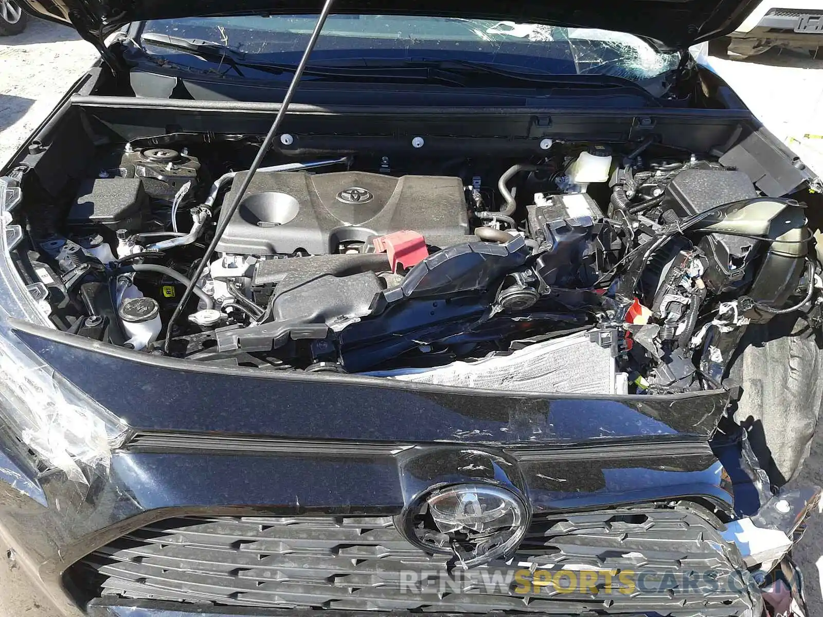 7 Photograph of a damaged car 2T3H1RFV8MC094154 TOYOTA RAV4 2021