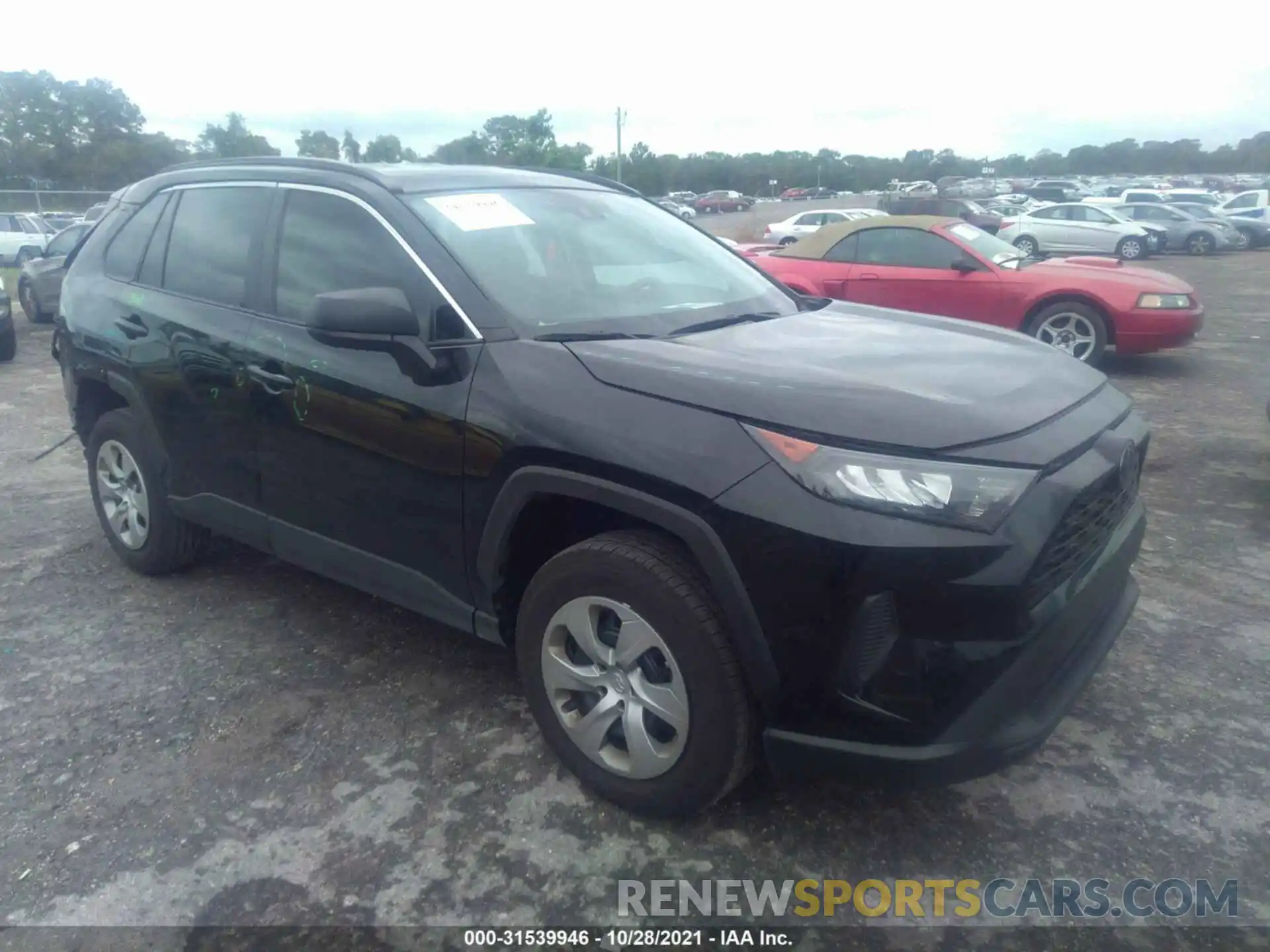 1 Photograph of a damaged car 2T3H1RFV8MC100616 TOYOTA RAV4 2021