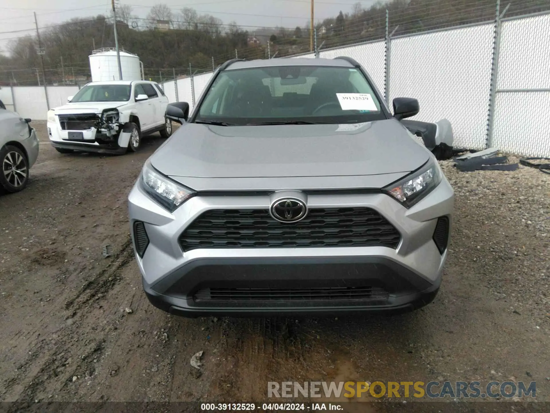 13 Photograph of a damaged car 2T3H1RFV8MC101717 TOYOTA RAV4 2021