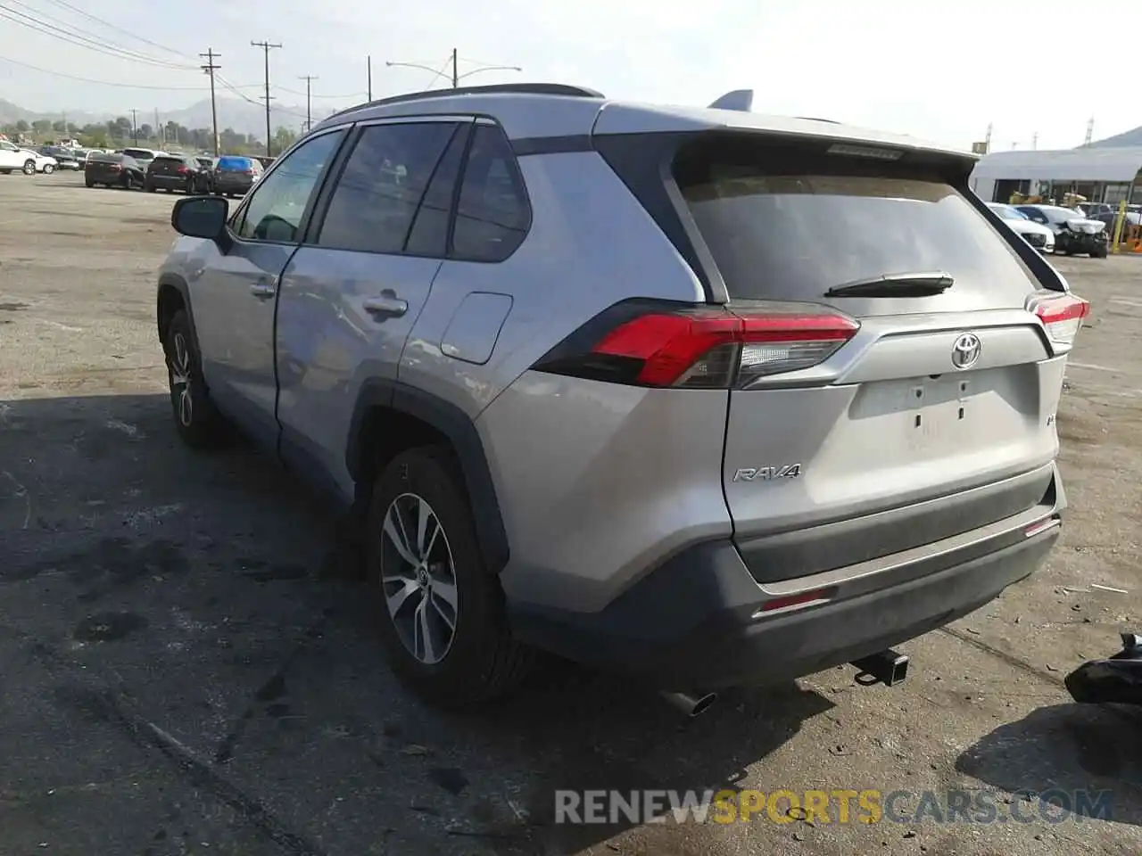 3 Photograph of a damaged car 2T3H1RFV8MC103290 TOYOTA RAV4 2021