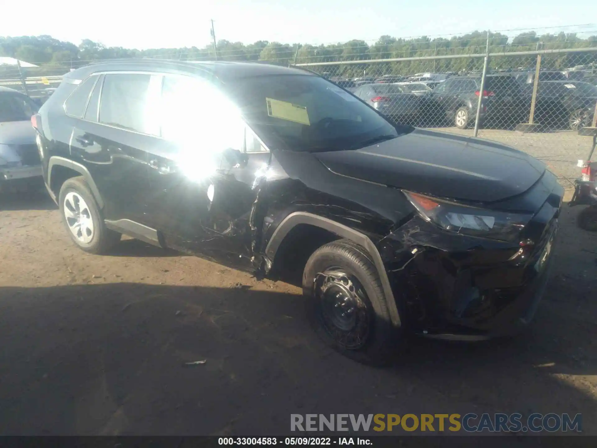 1 Photograph of a damaged car 2T3H1RFV8MC104665 TOYOTA RAV4 2021