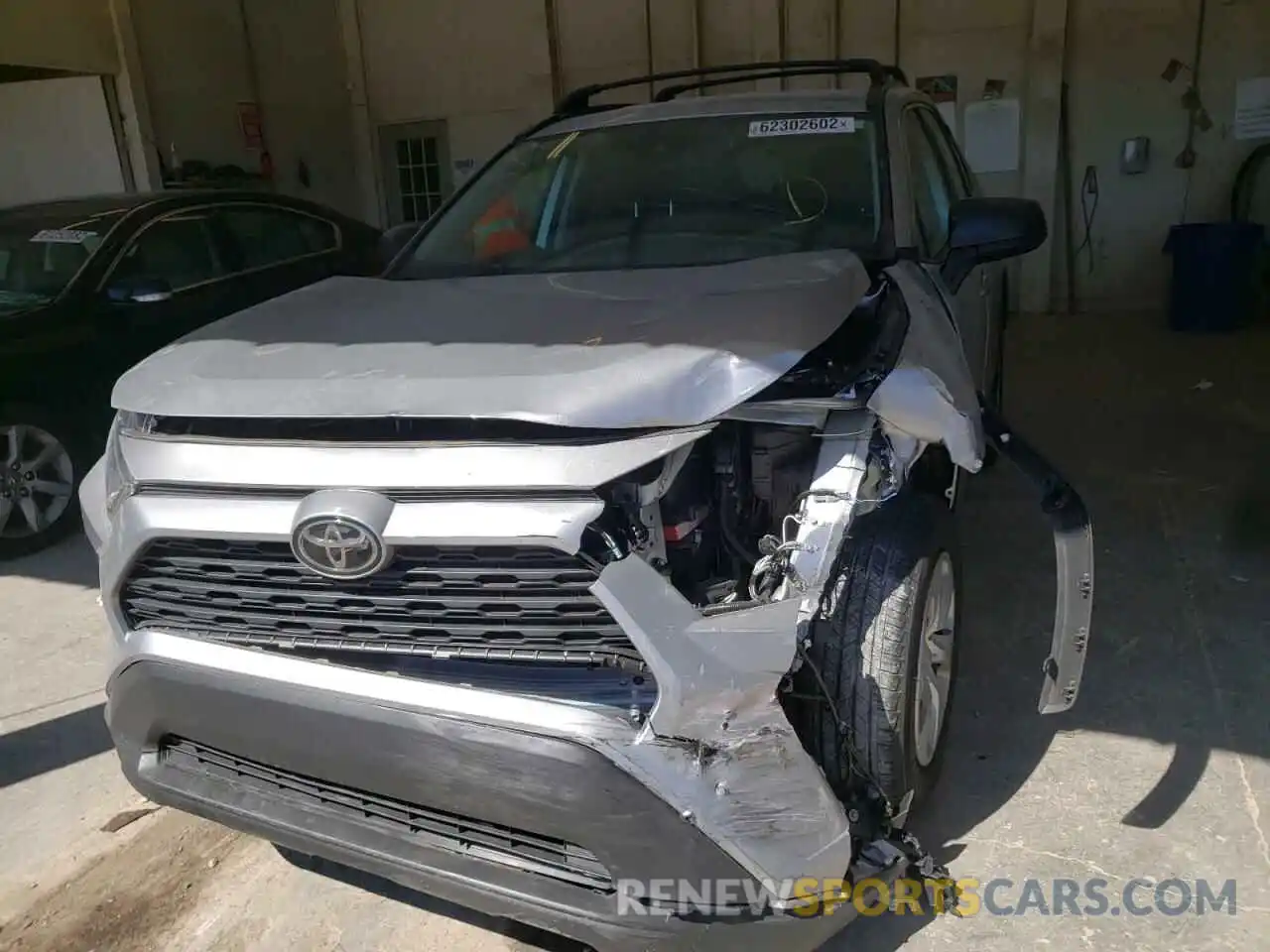 9 Photograph of a damaged car 2T3H1RFV8MC123426 TOYOTA RAV4 2021