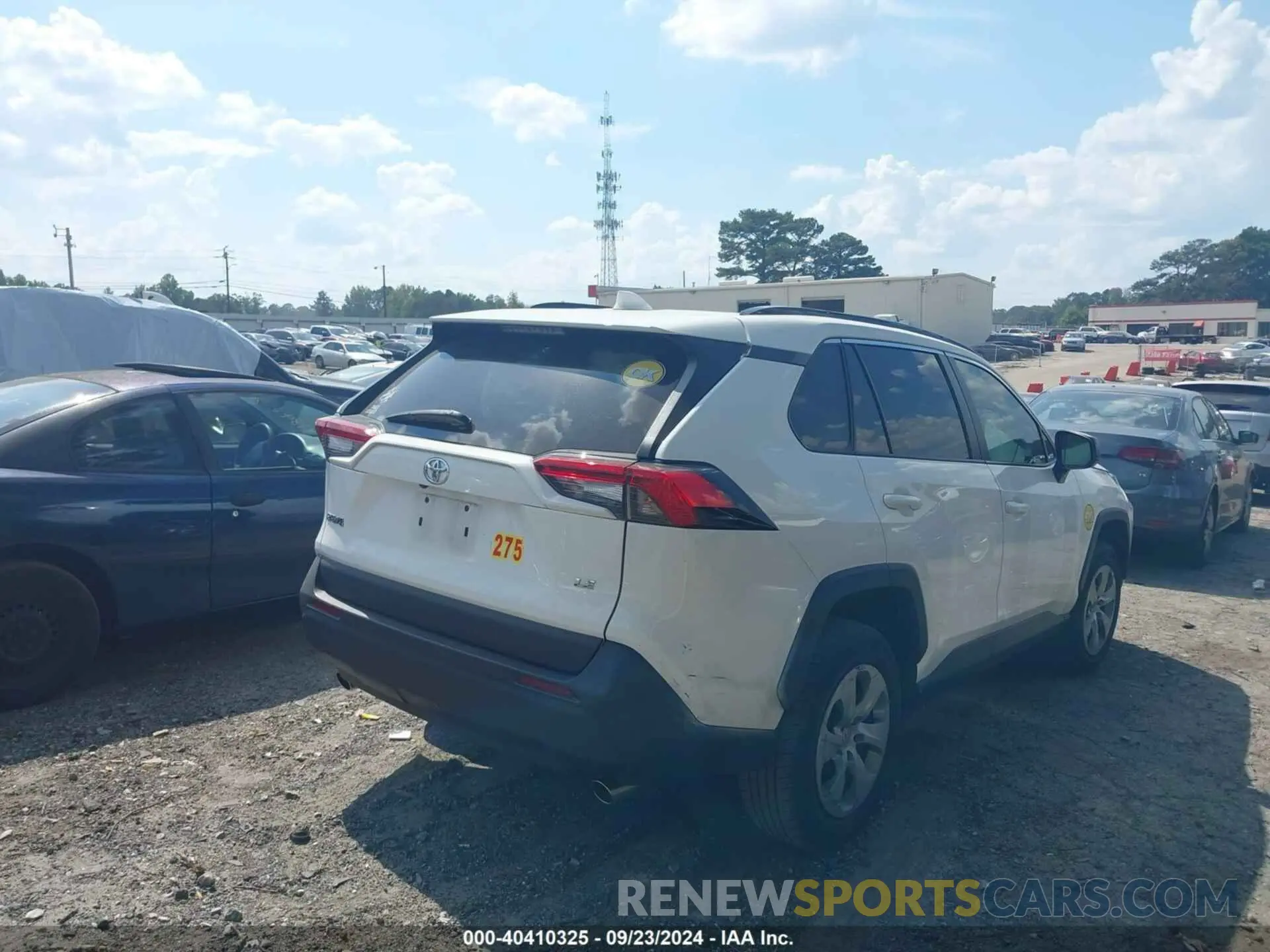4 Photograph of a damaged car 2T3H1RFV8MC131185 TOYOTA RAV4 2021