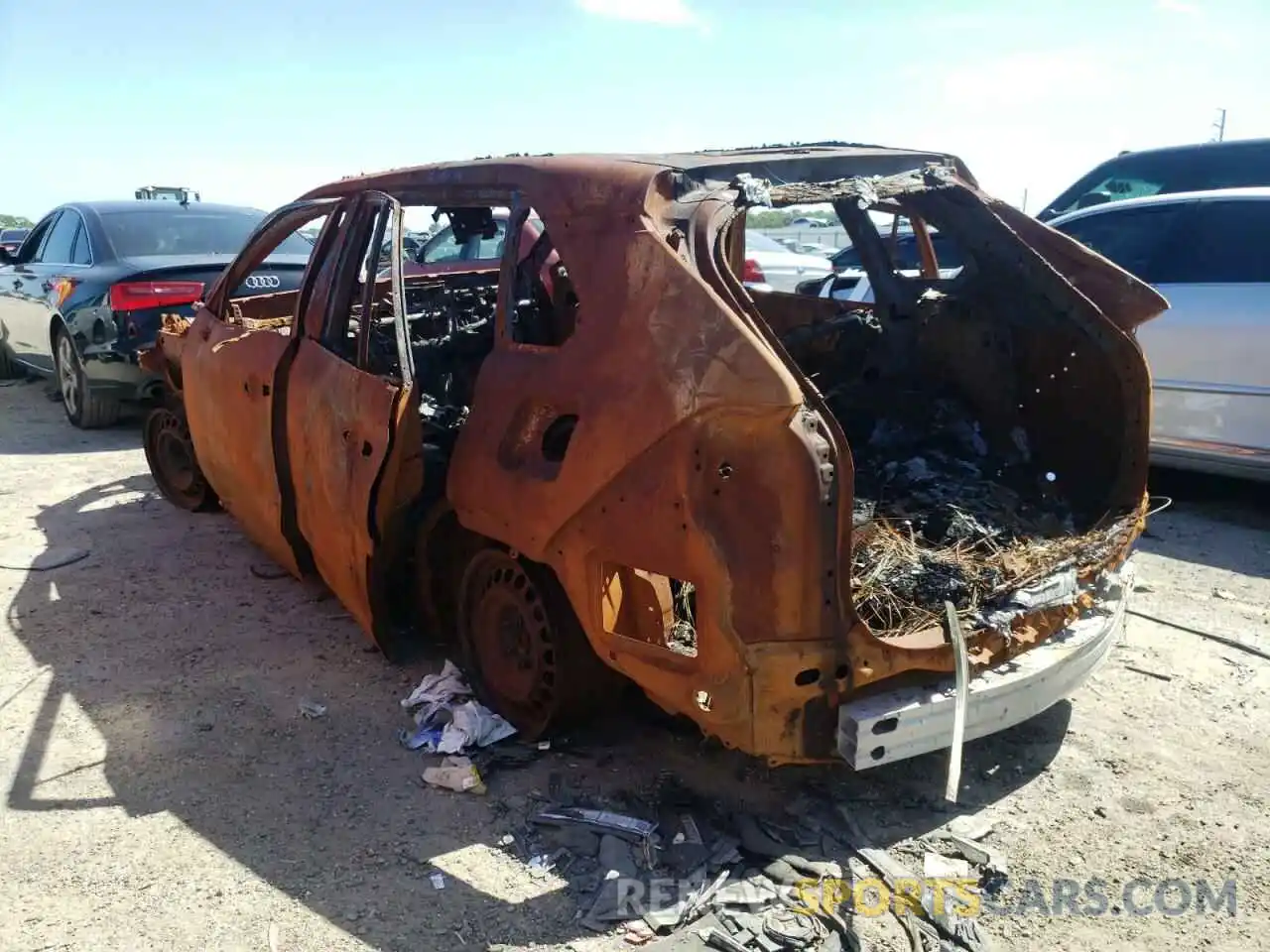 3 Photograph of a damaged car 2T3H1RFV8MC141330 TOYOTA RAV4 2021