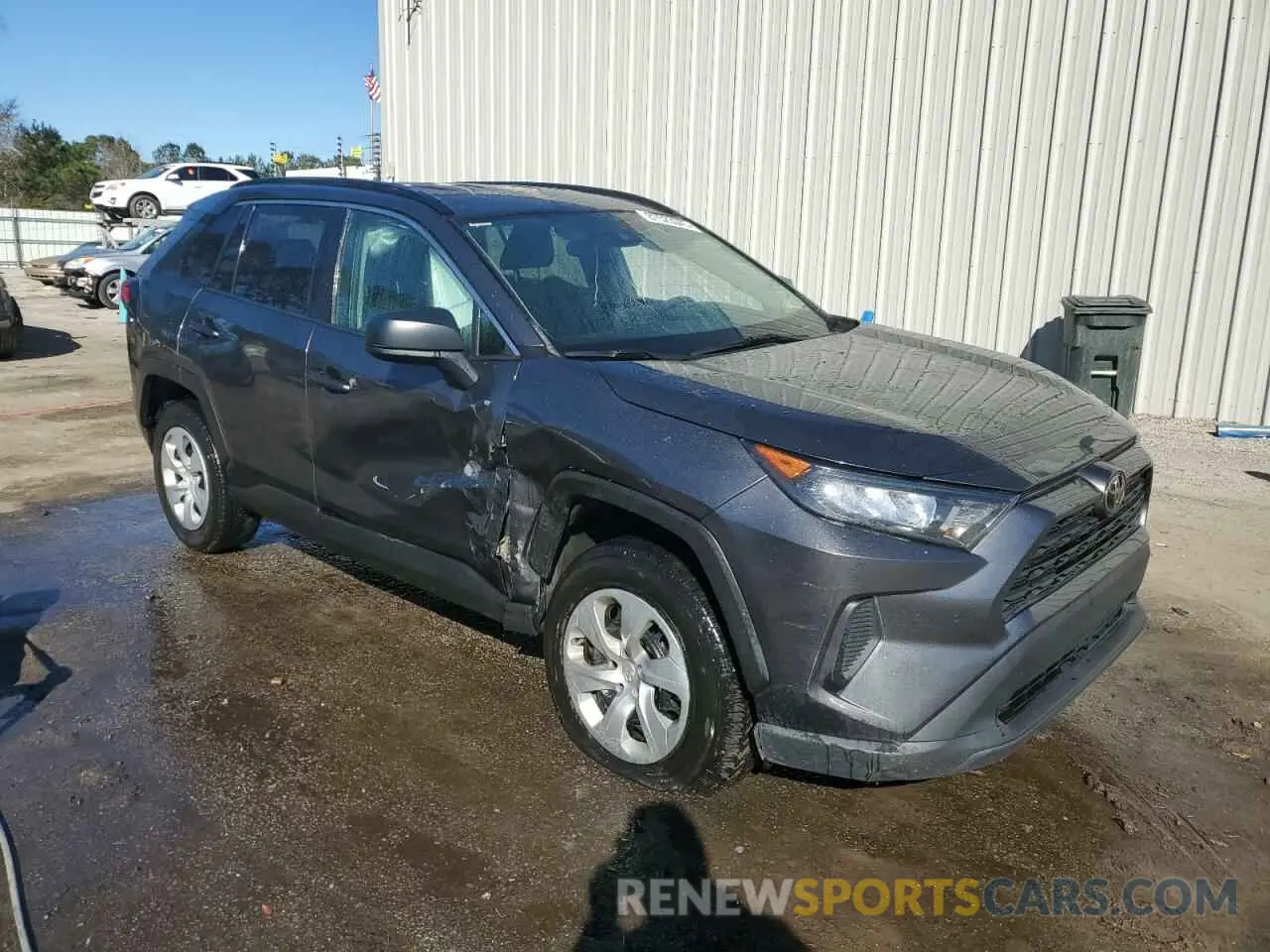 4 Photograph of a damaged car 2T3H1RFV8MC143997 TOYOTA RAV4 2021