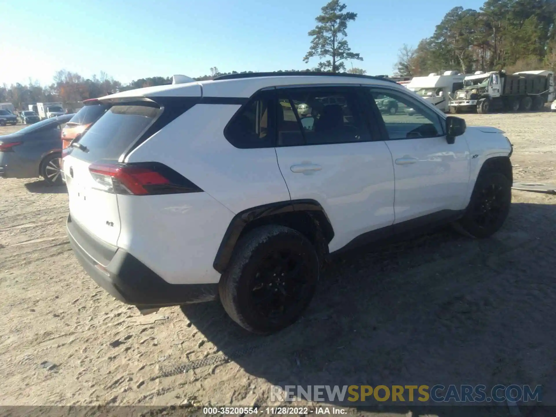 4 Photograph of a damaged car 2T3H1RFV8MC145894 TOYOTA RAV4 2021