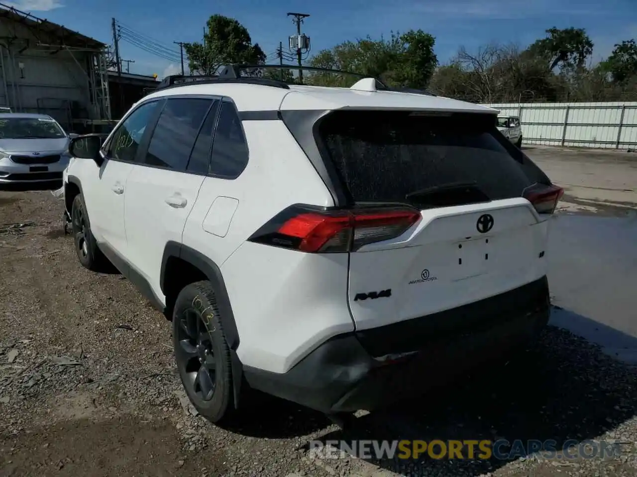 3 Photograph of a damaged car 2T3H1RFV8MC146558 TOYOTA RAV4 2021