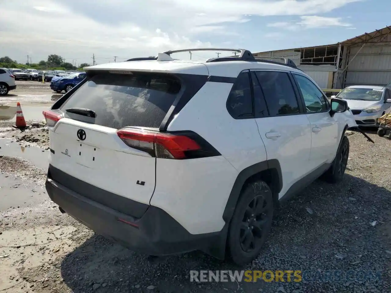 4 Photograph of a damaged car 2T3H1RFV8MC146558 TOYOTA RAV4 2021