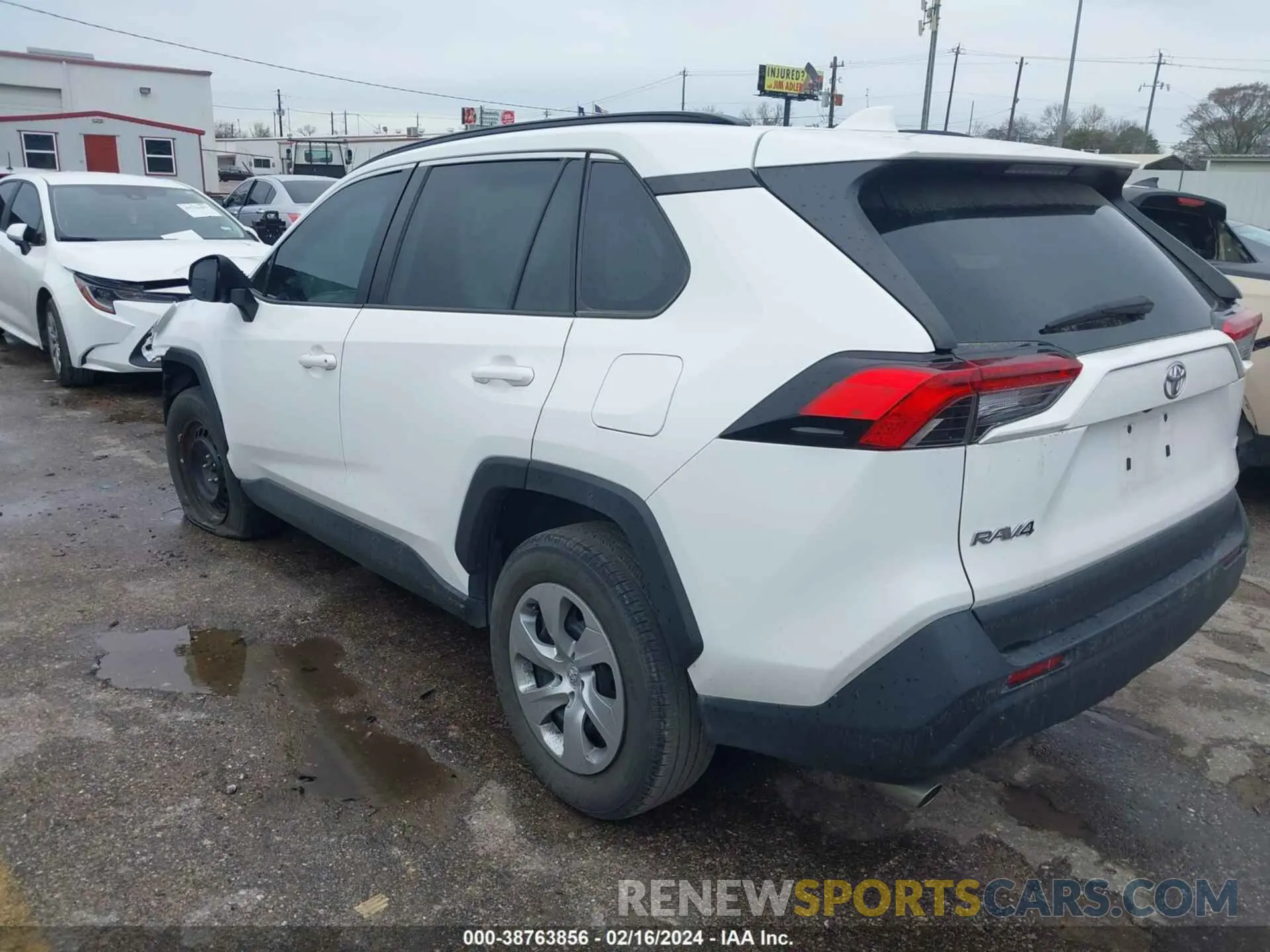 3 Photograph of a damaged car 2T3H1RFV8MC154028 TOYOTA RAV4 2021