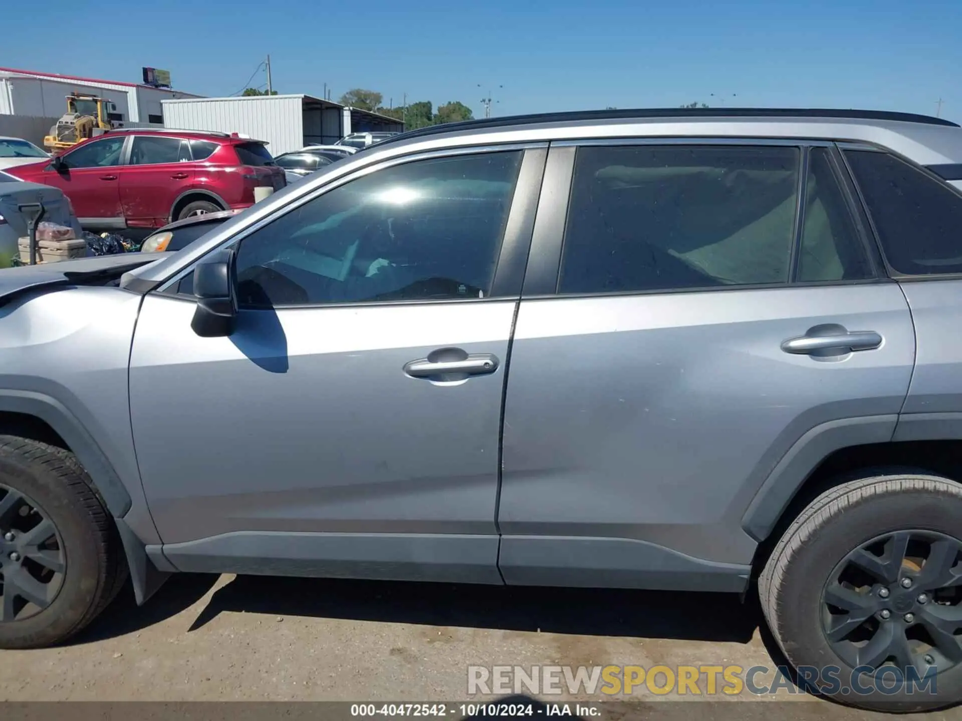 14 Photograph of a damaged car 2T3H1RFV8MC164316 TOYOTA RAV4 2021