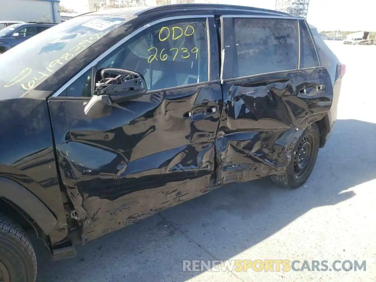 9 Photograph of a damaged car 2T3H1RFV8MW107774 TOYOTA RAV4 2021