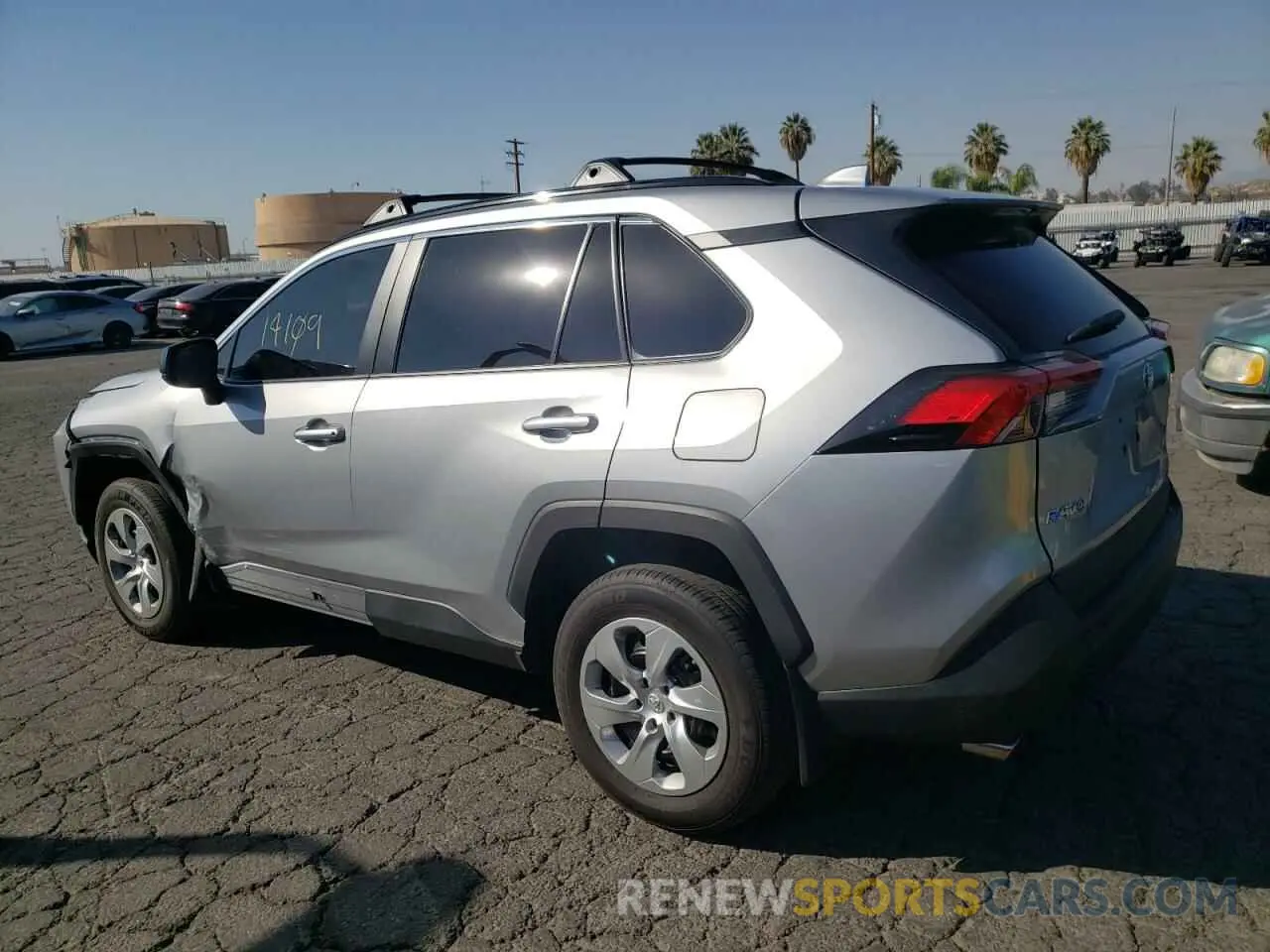 2 Photograph of a damaged car 2T3H1RFV8MW108360 TOYOTA RAV4 2021
