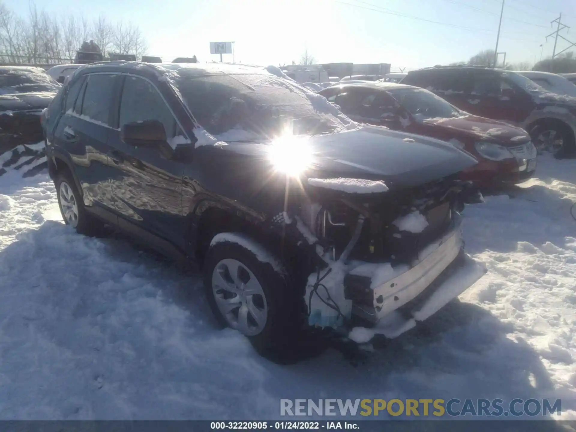 1 Photograph of a damaged car 2T3H1RFV8MW174780 TOYOTA RAV4 2021