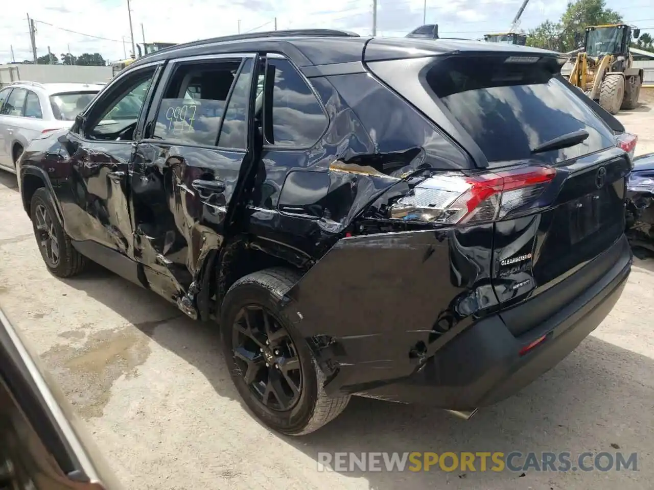 3 Photograph of a damaged car 2T3H1RFV8MW184130 TOYOTA RAV4 2021