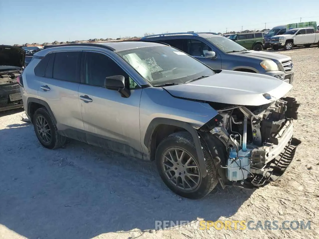 4 Photograph of a damaged car 2T3H1RFV9MC090517 TOYOTA RAV4 2021