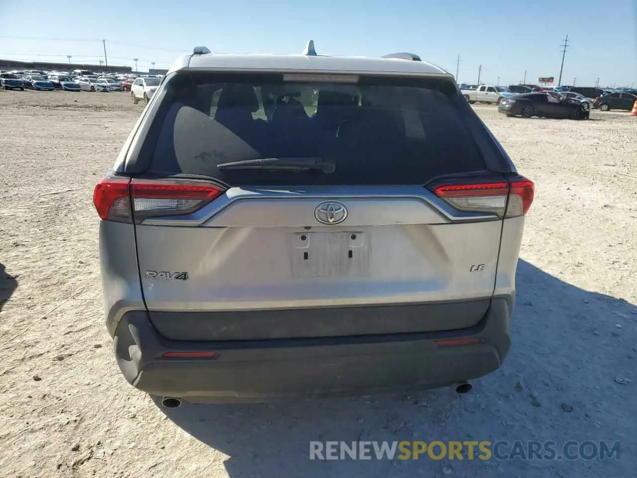 6 Photograph of a damaged car 2T3H1RFV9MC090517 TOYOTA RAV4 2021