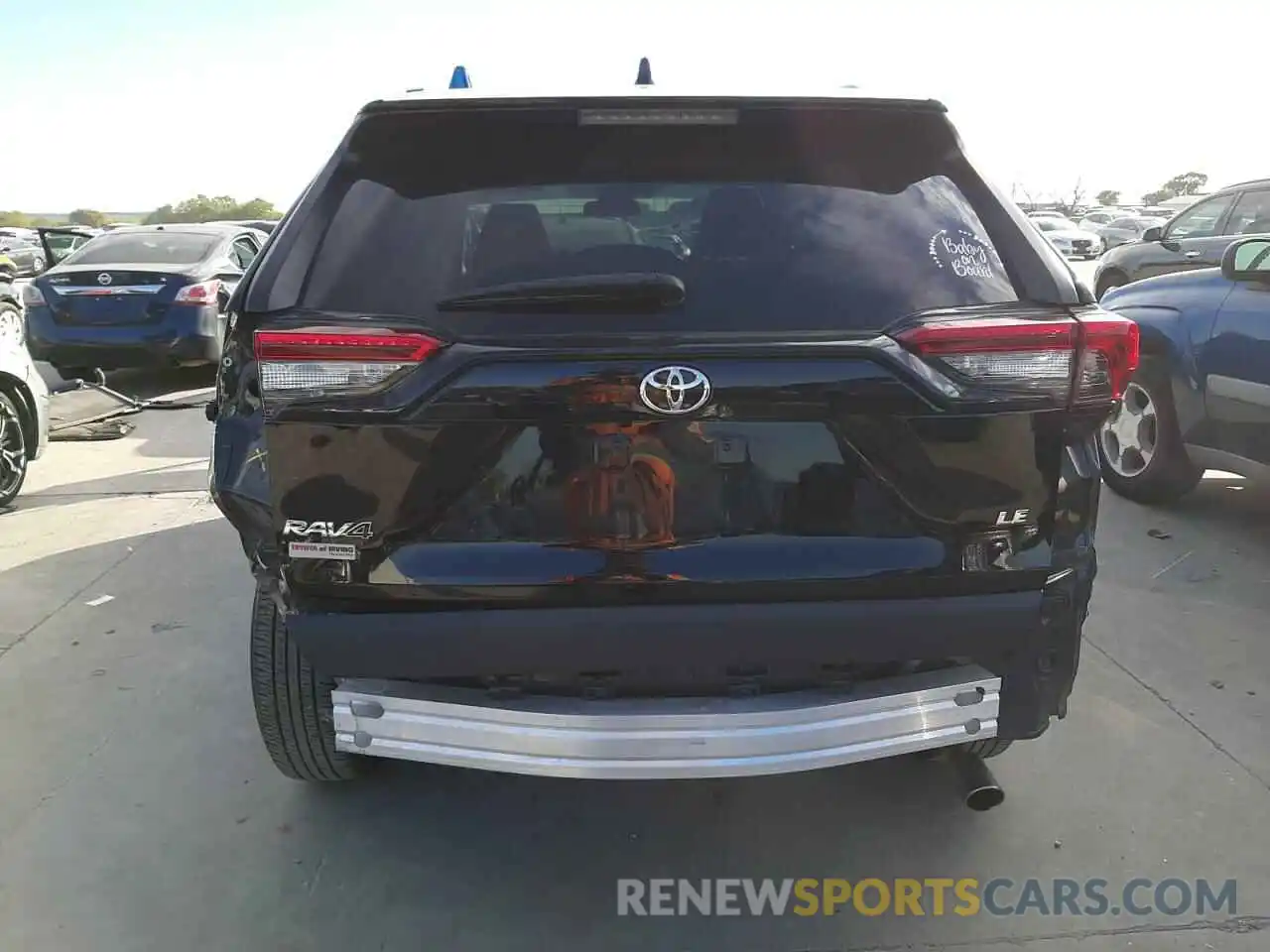 6 Photograph of a damaged car 2T3H1RFV9MC097127 TOYOTA RAV4 2021