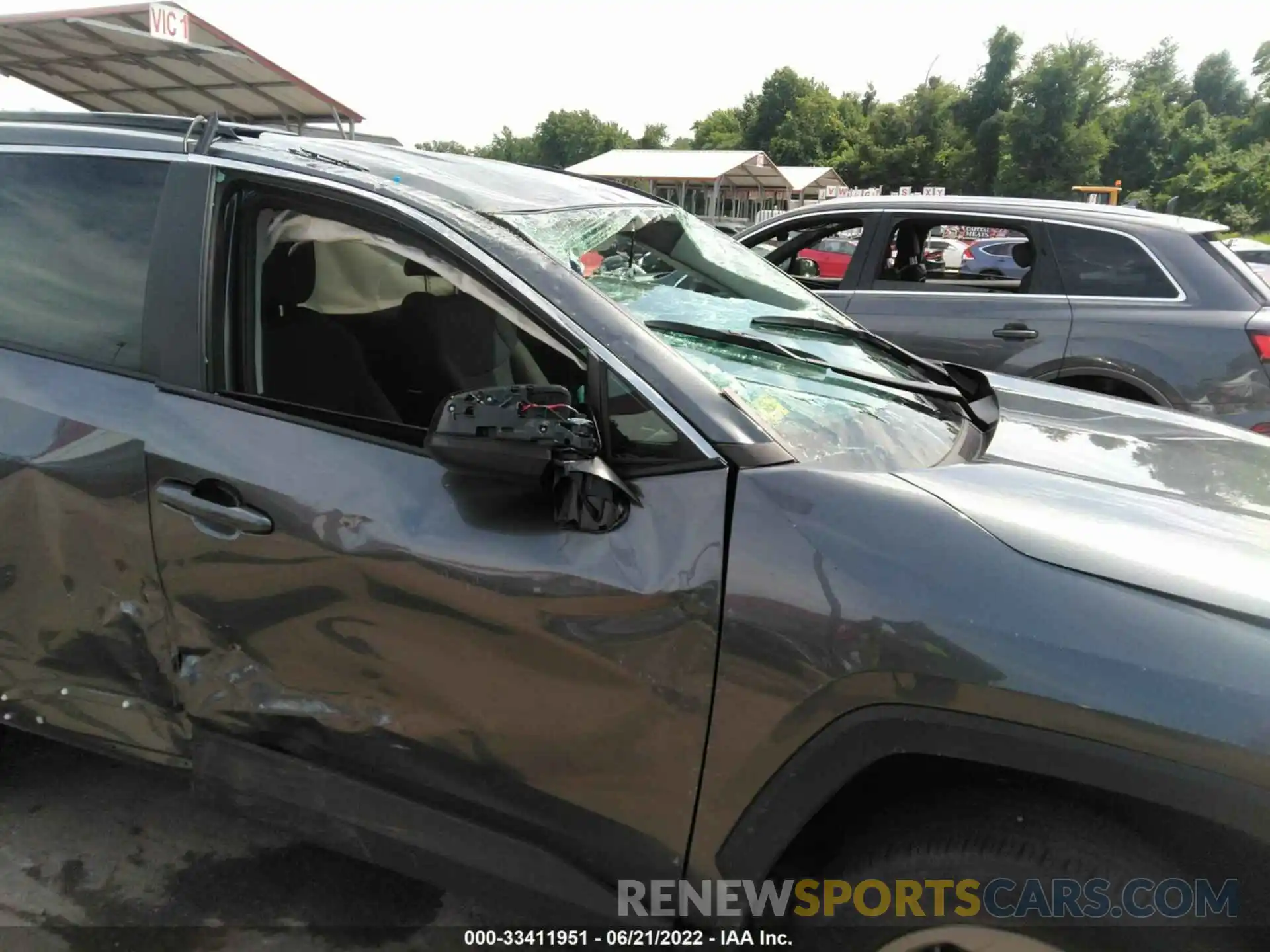 6 Photograph of a damaged car 2T3H1RFV9MC113262 TOYOTA RAV4 2021