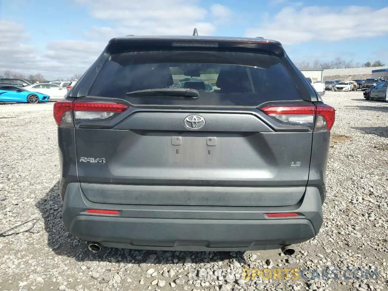 6 Photograph of a damaged car 2T3H1RFV9MC134595 TOYOTA RAV4 2021
